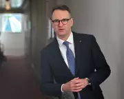 Liberal Senator's 'Fatwa' Warning as Coalition Splits on Net Zero