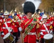 London's Weekend of Reflection and Celebration in Powerful Photos