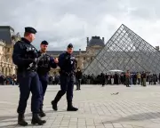 Louvre Jewellery Heist: Paris Prosecutor Reveals Petty Criminals Behind Multi-Million Euro Theft