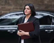 Mahmood's Migration Overhaul Sparks Labour Rebellion