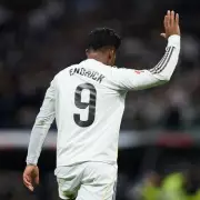 Man Utd Plot Sensational £128m Leny Yoro Hijack as Real Madrid Deal Stalls