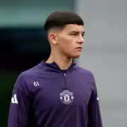 Man Utd Teen Shea Lacey Set for Debut as Rooney Praises Talent