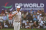 McIlroy Ties for Lead in DP World Tour Championship, Eyes 7th Race to Dubai