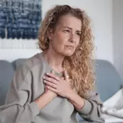 NHS Issues Urgent Warning: Three Key Symptoms That Could Signal Serious Illness