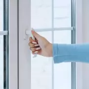 Open Windows Daily in November to Combat Hidden Mould, Experts Warn