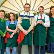 Peep Show Cast Reunites for Bake Off Christmas Special After 10 Years