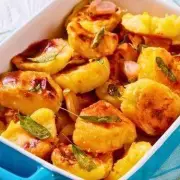 Perfect Roast Potatoes: The Baking Soda Hack for Ultimate Crispiness