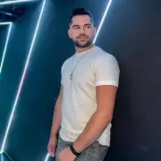 Pop Star Shpat Kasapi, 40, Dies in Wife's Arms After Sudden Heart Attack