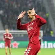 PSG Outcast Ekitike Sparks Premier League Tug-of-War: Liverpool and Man United on Red Alert