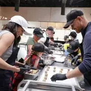 Rare Family Outing: Harry and Meghan Volunteer with Archie and Lilibet