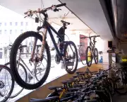 Reeves to Cap Cycle to Work Scheme Tax Breaks in Budget