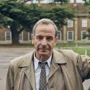 Robson Green: My Grantchester Detective is TV's Worst Policeman