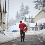 Royal Mail Postie's 12 Christmas Rules for Perfect Parcel Delivery