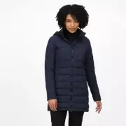 Shoppers Hail 'Game-Changing' £100 LED Bulb That Cuts Energy Bills While Providing Perfect Light