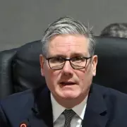 Starmer Hosts Ukraine Coalition as Trump Hints at Peace Progress