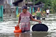Super Typhoon Fung-wong Kills Two, Forces 1.4 Million to Evacuate in Philippines