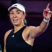 Tennis Star Pegula Amazed by Ostapenko's £4 Marketplace
