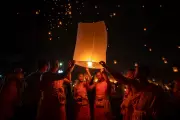 Thailand's Sky Ablaze: Stunning Images Capture the Magic of Loy Krathong and Yi Peng Festivals