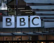 Trump to Sue BBC for Billions Despite Apology Over Edited Speech