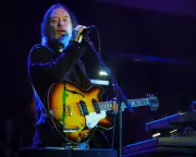 UK Bans Ticket Touting for Profit, Saving Fans £112m Annually