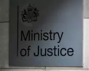 UK Court Backlog Crisis: Lammy Proposes Scrapping Jury Trials