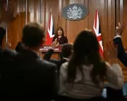 UK Government Turns to Influencers to Bypass Traditional Media Scrutiny