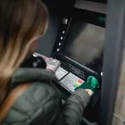 UK Minimum Wage Rise: Millions to Get Up to £975 Boost in 2026