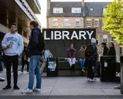 UK Youth Unemployment Hits Decade High: 15.3% of 16-24 Year-olds Jobless