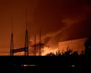 Ukraine Secures Greek LNG Deal Amid Russian Energy Attacks on Day 1363