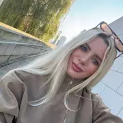 Woman's £100 Berlin Day Trip: Back Home by 10pm