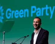 Young British Jews Flock to Green Party, Defying Political Stereotypes