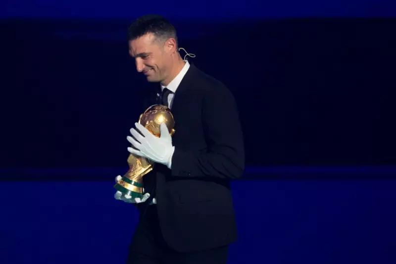 FIFA Apologises After World Cup-Winning Coach Lionel Scaloni Forced to Wear Gloves