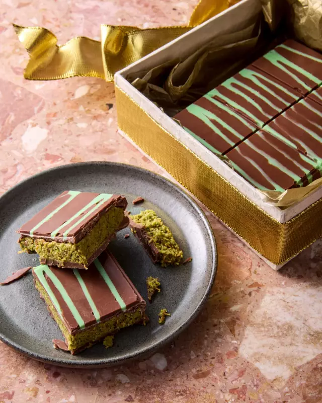 How to Make the Perfect Dubai Chocolate Bar: A Viral Recipe Decoded