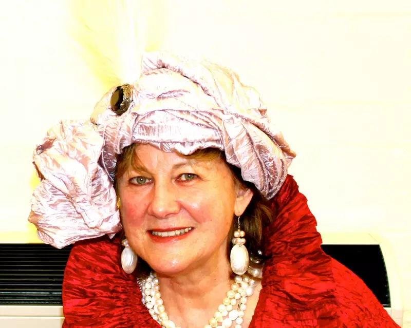 Jane Birt: Anglo-American Artist and Wife of Former BBC Chief Dies at 82