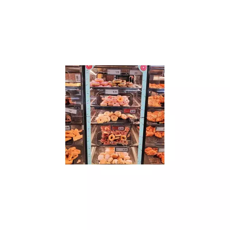 Lidl Shoppers Stunned as Robin 'Shoplifts' in Bakery Aisle