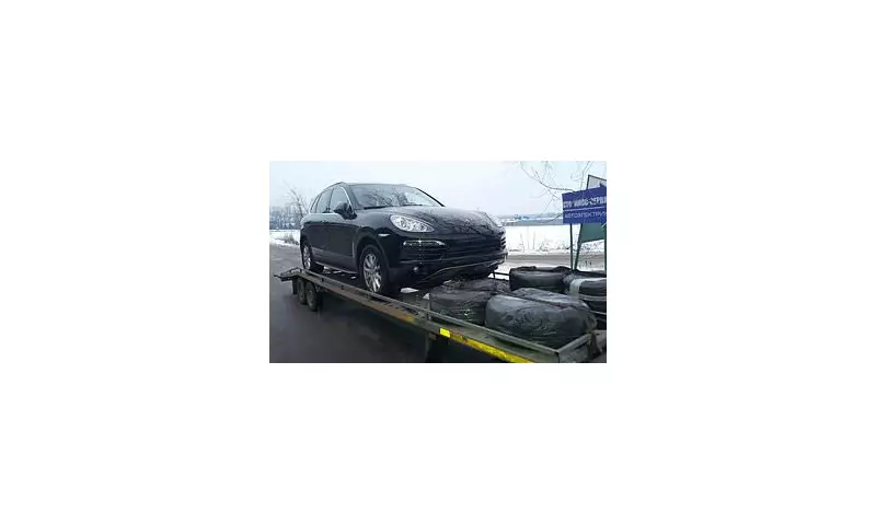 Russian Porsche Owners Vandalise Cars Amid Suspected Electronic Warfare Attack