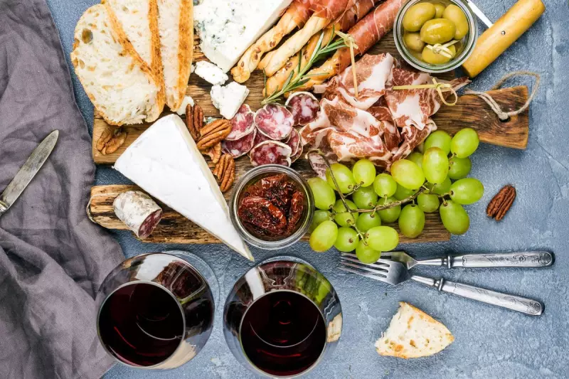 Weight Loss Jabs Fuel Snack Boom: 57% of Shoppers Swap Meals for Grazing