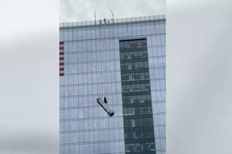 Window Cleaners Dangle 15 Floors Up After Basket Collapse in Virginia