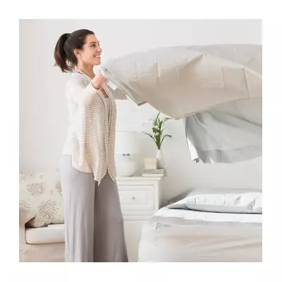 American Expat's Biggest UK Culture Shock? Pillow Sizes Are Different