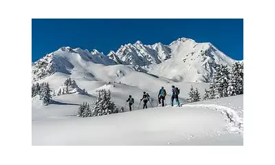 French Alpine Resort Makes Skiing Free to Tackle €1 Million Deficit