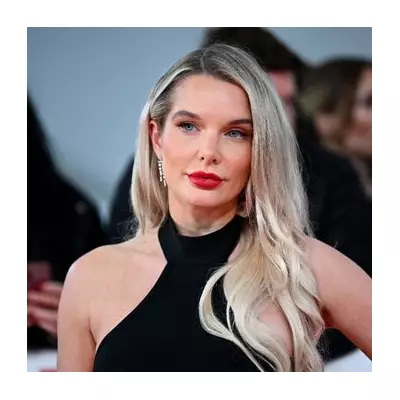 Helen Flanagan's mum praised as star slams ex Scott Sinclair over missed Nativity