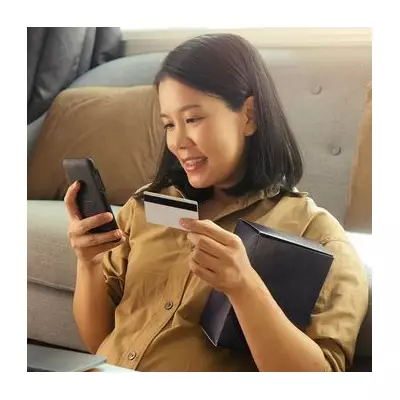 HMRC Clarifies Tax Refund Process After Customer's Postal Cheque Issue