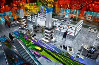 Holiday Spending Defies Gloom: Visa Reports 4.2% Rise as Shoppers Prove 'Resilient'