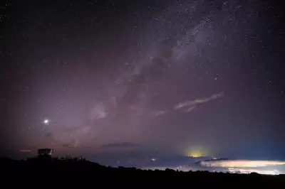 Mystery of Space's Blue Flashes Solved: Black Holes Tearing Stars Apart