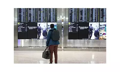 Newark Airport Hit by Ground Delays on Christmas Eve Amid US Travel Chaos