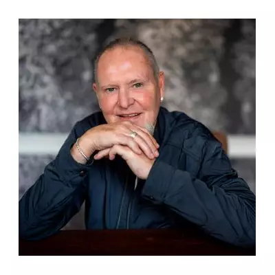 Paul Gascoigne reveals George Clooney's pool challenge at Dunston club