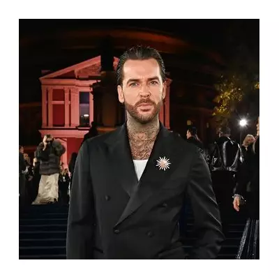 Pete Wicks to Spend Christmas Alone Again, Declining Sam Thompson's Invite
