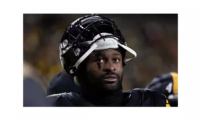 Steelers' DK Metcalf faces £36m loss over fan altercation suspension