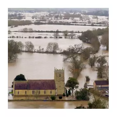 UK Flood Warnings: Thunderstorms and 60mph Gales to Batter Britain Today