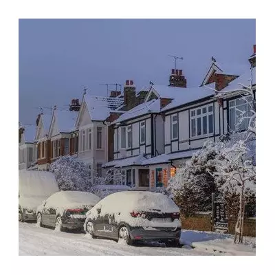 White Christmas Odds 2025: Edinburgh Tops List as Snow Hopes Fade